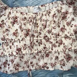 One Clothing®️Women’s Ruffle Long Sleeve Floral Sprint